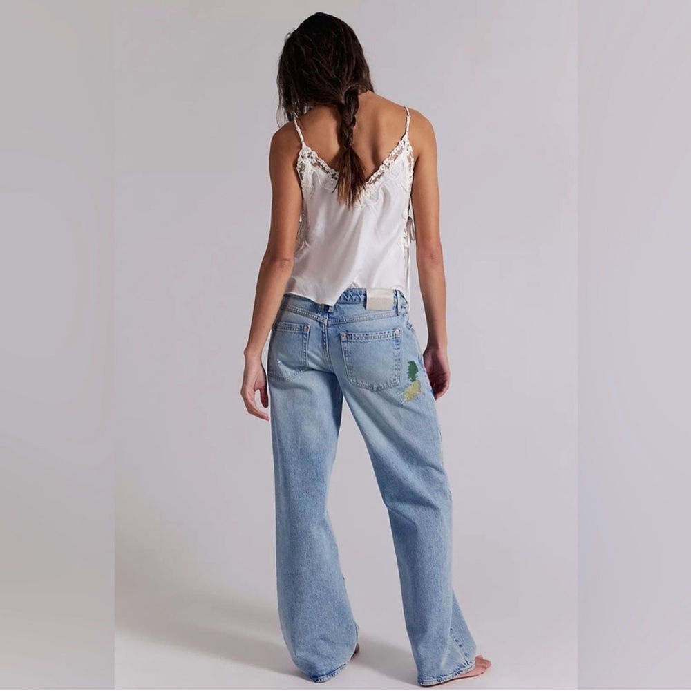 We The Free Blue Floral Wide Leg Jeans - Picture 3 of 3